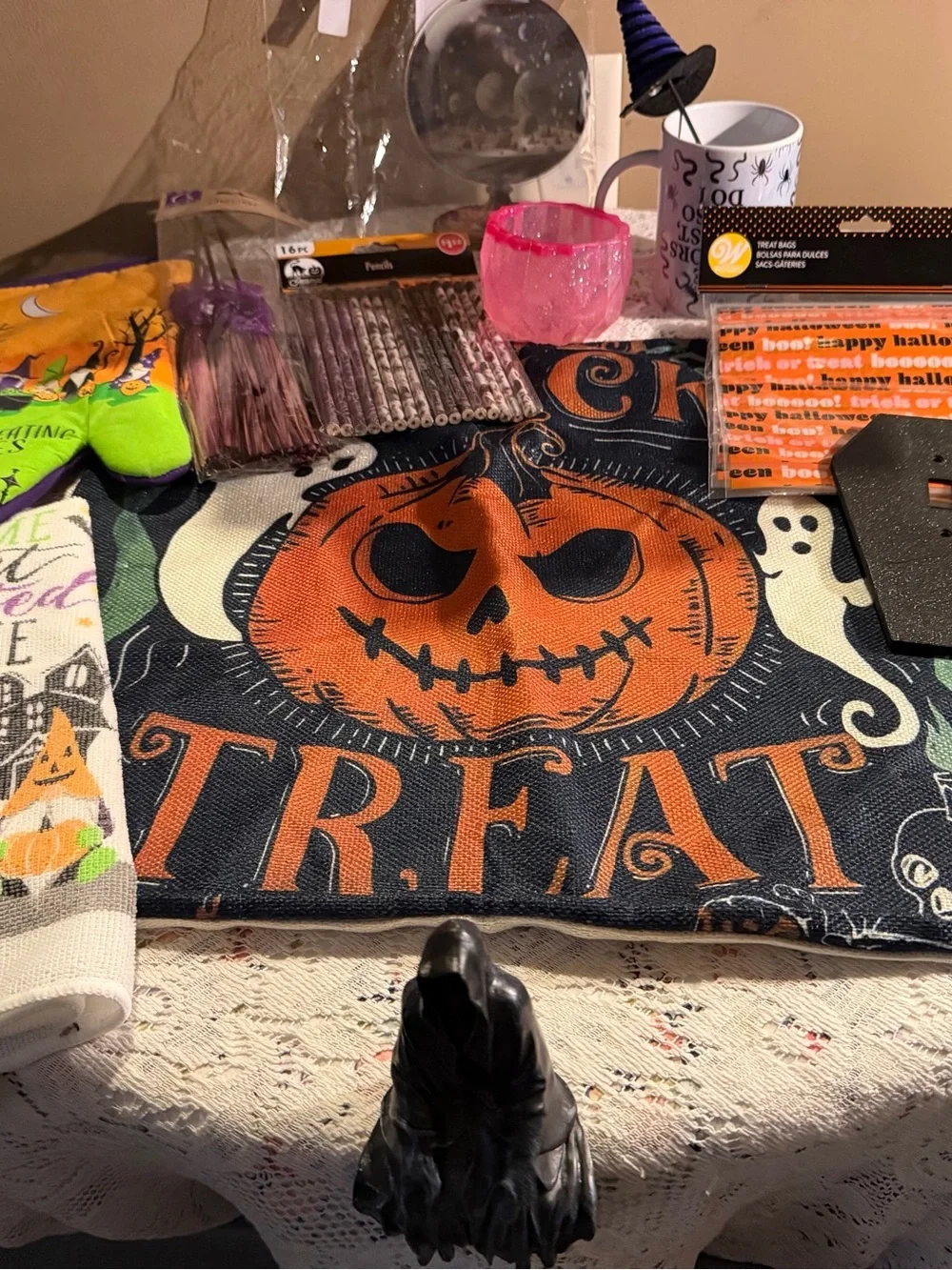 Halloween Decor-Lot #4